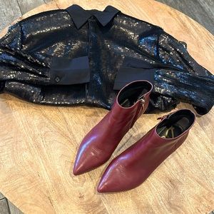 Stunning booties👢 sam adelman